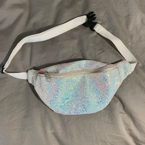 Fanny pack